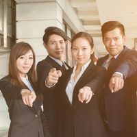 �Ɩ����e�@service